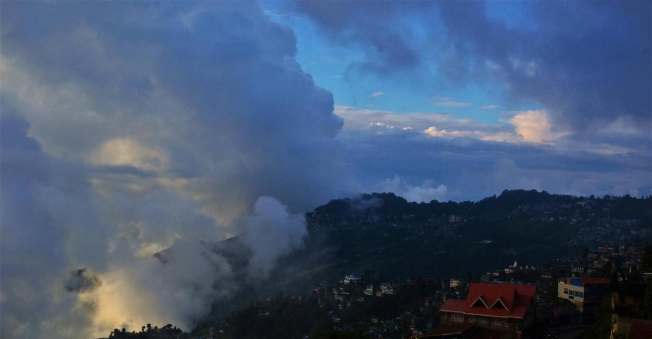 West Point Backpackers Hostel Darjeeling  Exterior photo
